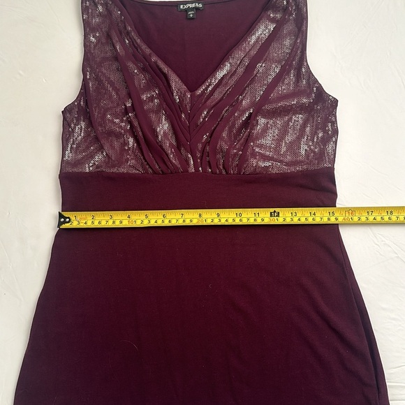 Express merlot rhinestone embellished sleeveless stretch top - Picture 12 of 13